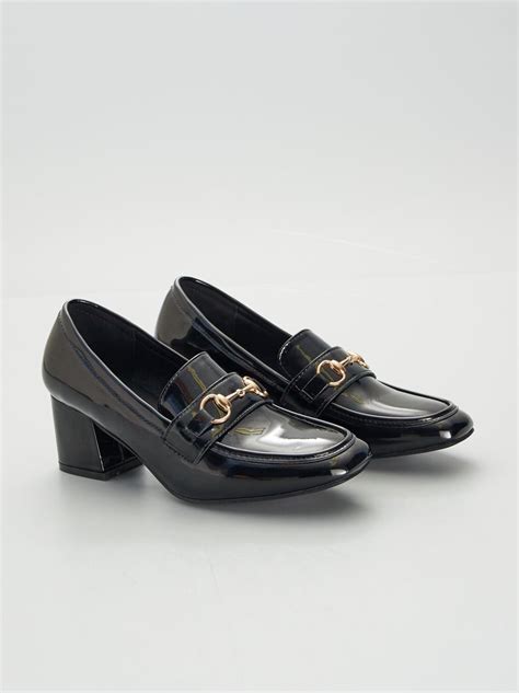 prada scarpe tacco mocassini vernice|Mocassini con tacco in vernice Nero .